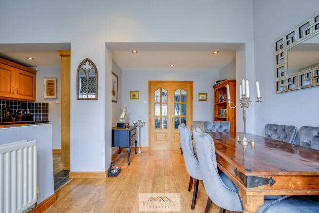 3 bed Semi-Detached for sale Image 5