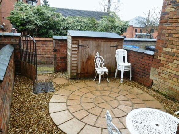 Rear Yard (2)