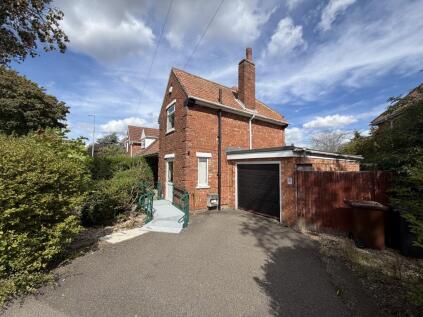 2 Geneva Avenue, Lincoln LN2 4EA