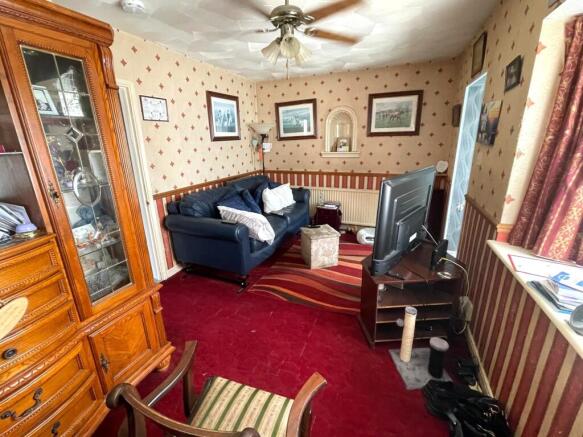 2. Lounge