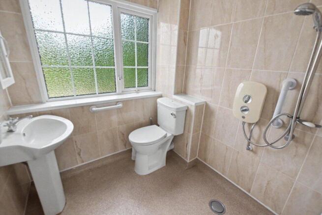 3 bed Detached for sale Image 10