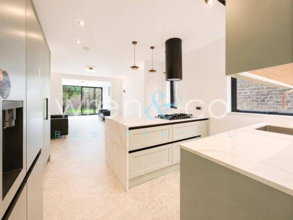 5 Bedroom Terraced for Rent