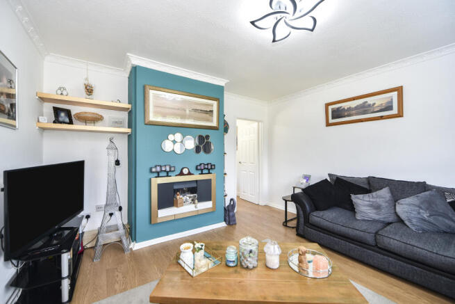 3 bed Semi-Detached for sale Image 5