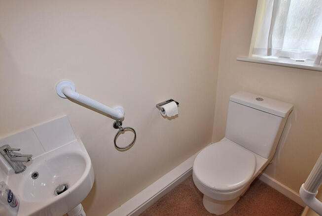 3 bed Semi-Detached for sale Image 12