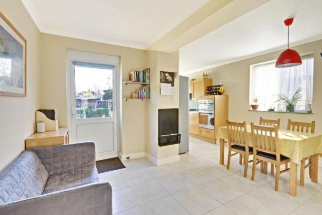 KItchen/Dining Area