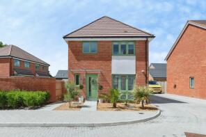 9, Kensington Drive, West Parley BH22 8GE