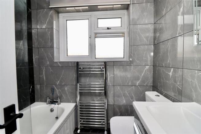 1 bed Flat for sale Image 7