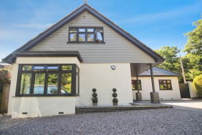 4, Whincroft Drive, Ferndown BH22 9LJ
