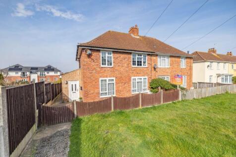 Queens Road, Aylesham, Canterbury, Kent, CT3