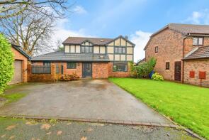 1, Bamburgh Close, Radcliffe M26 3TU