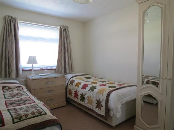 Bedroom: