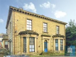 Flat 3, 12 Hollyroyd House, Bank Street, Dewsbury WF12 7DF