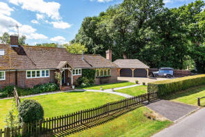 1, Eden View, The Village, Edenbridge TN8 7AG