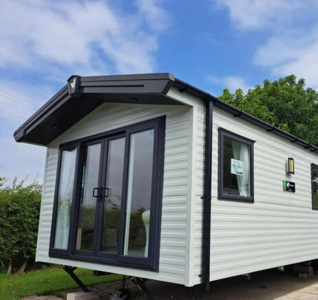 Wardleys Creek Holiday Park, Hambleton, Poulton-le-Fylde, Lancashire, FY6 9DX photo 5