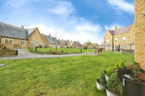 Sargent Square, Broadway, Worcestershire, WR12