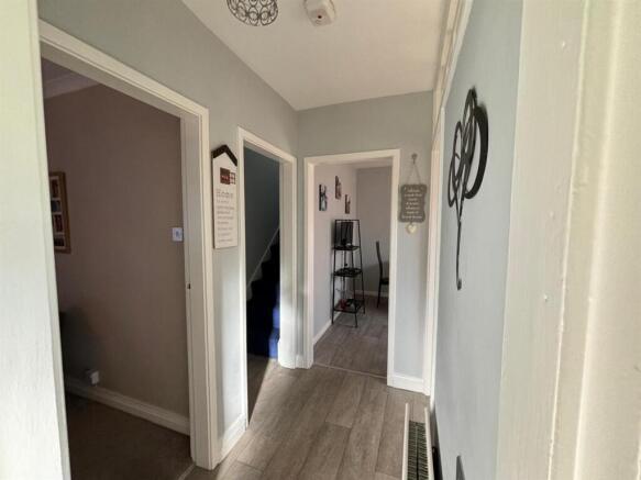 2 bed Semi-Detached Bungalow for sale Image 8