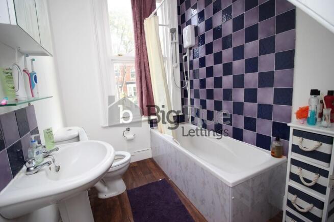5 bed Terraced to rent Image 11