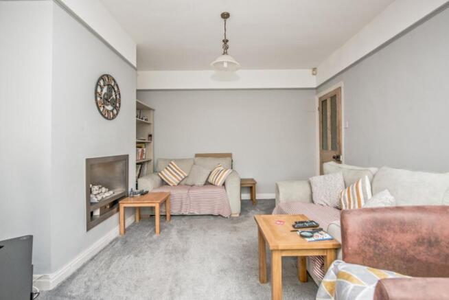 3 bed Semi-Detached for sale Image 6