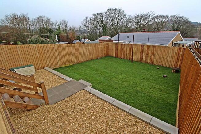 Rear Garden (3).JPG