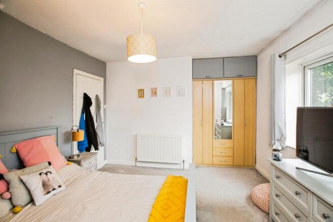 2 bed Semi-Detached for sale Image 7
