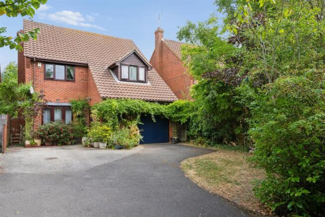 Paradise, Newton Longville