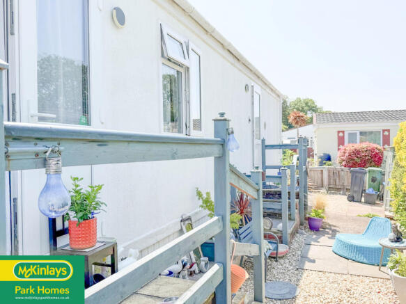 2 Bedroom Park Home for Sale