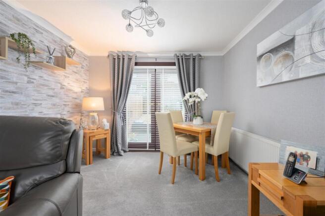 51EastercraigGardens010.JPG