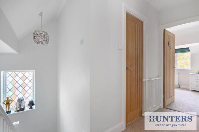 3 bed Semi-Detached for sale Image 11