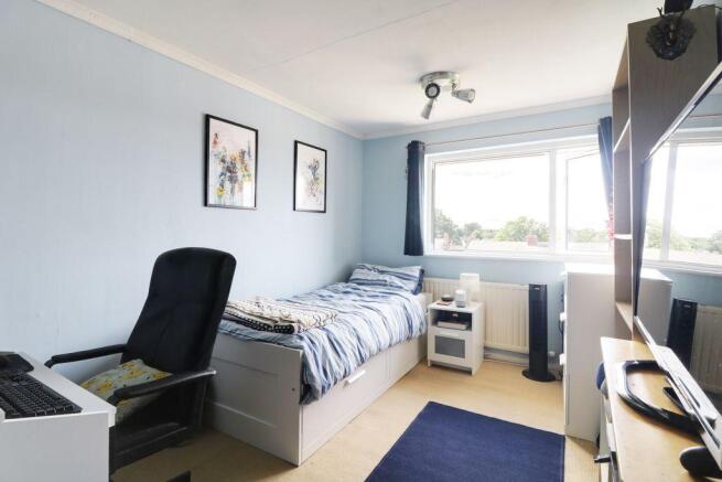 Bedroom 2 (Double)