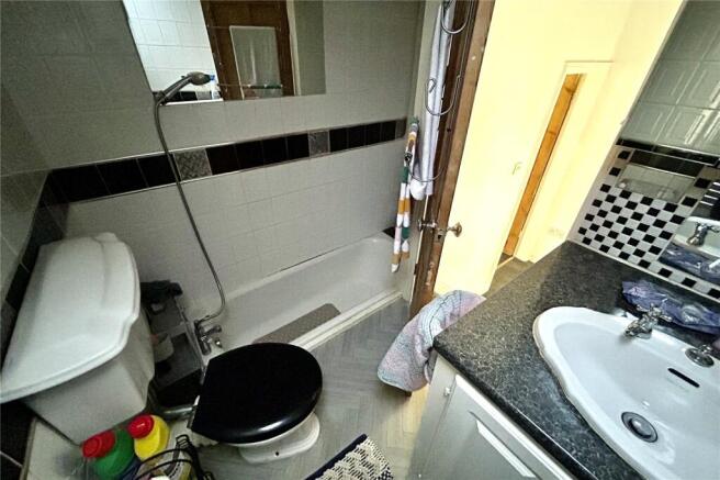 2 bed Terraced for sale Image 7