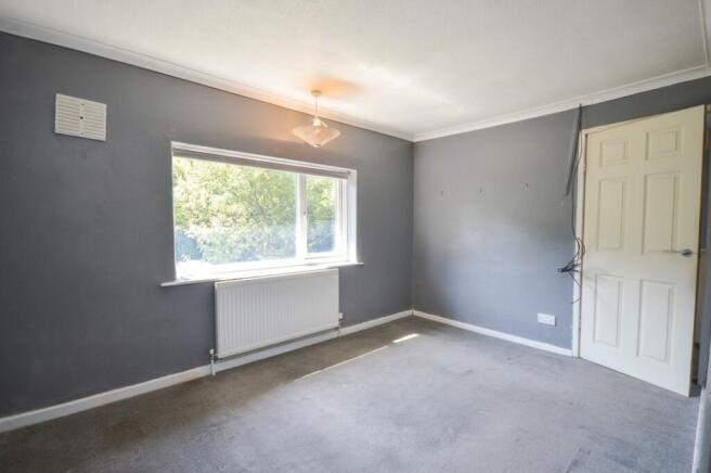 3 bed Semi-Detached for sale Image 12