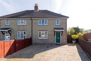 16, Queens Meadow, Cambridge CB1 3JN