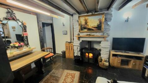 20 High Street, Talsarnau. LL47 6TY