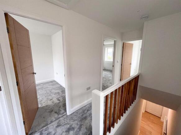 3 bed Detached for sale Image 12