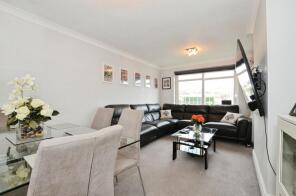 86b, Cotswold Avenue, Bushey WD23 4QH