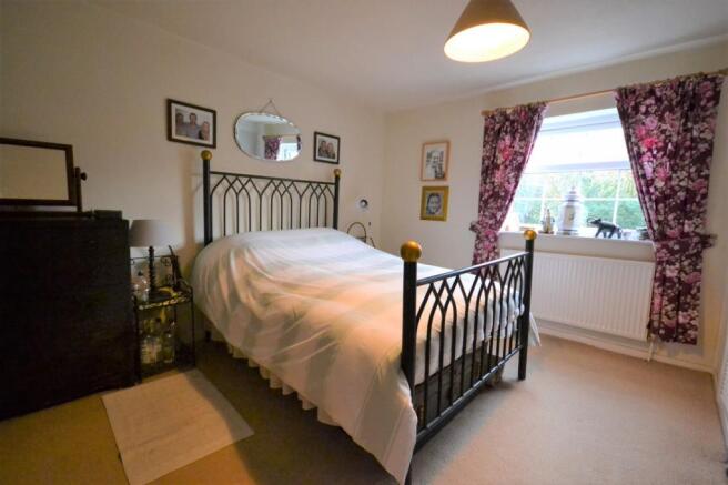 bed 1