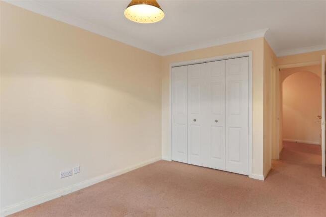 766067599 - 3, Vyne House, Carshalton Park Road, S