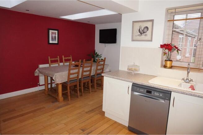 Kitchen / Diner
