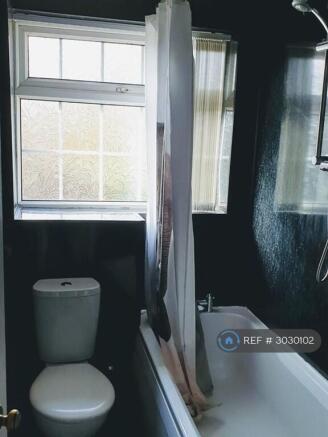 1 bed Terraced to rent Image 5