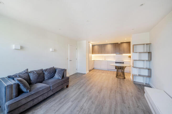 1363572-18-68e3aa...