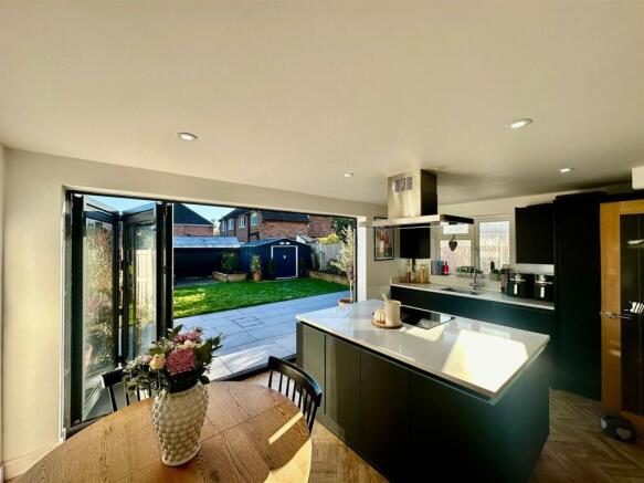 WhatsApp Image 2025-01-09 at 16.01.05_71db7828.jpg