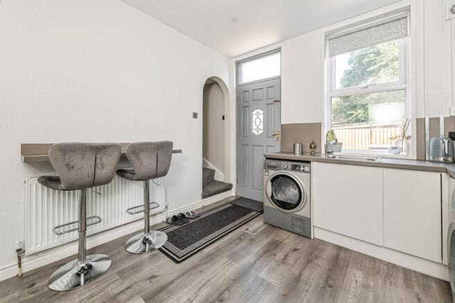 2 bed Terraced for sale Image 5