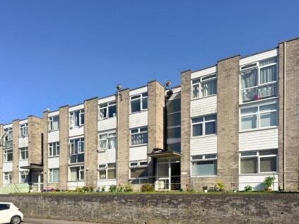 Bridge Street, Cogan