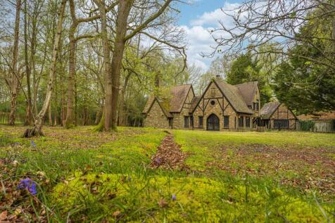 Balcombe Road, Crawley, RH10