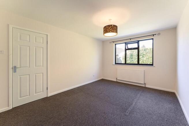 2 bed Detached Bungalow for sale Image 8