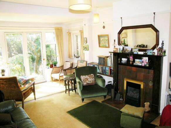 SITTING ROOM