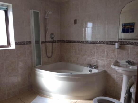 Bathroom4