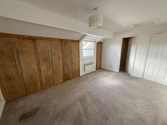 3 bed Maisonette for sale Image 12