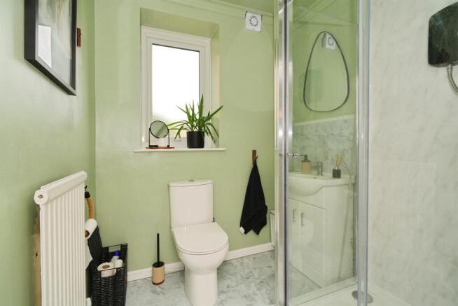 3 bed Semi-Detached for sale Image 12