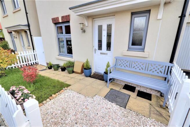FRont Garden.jpg
